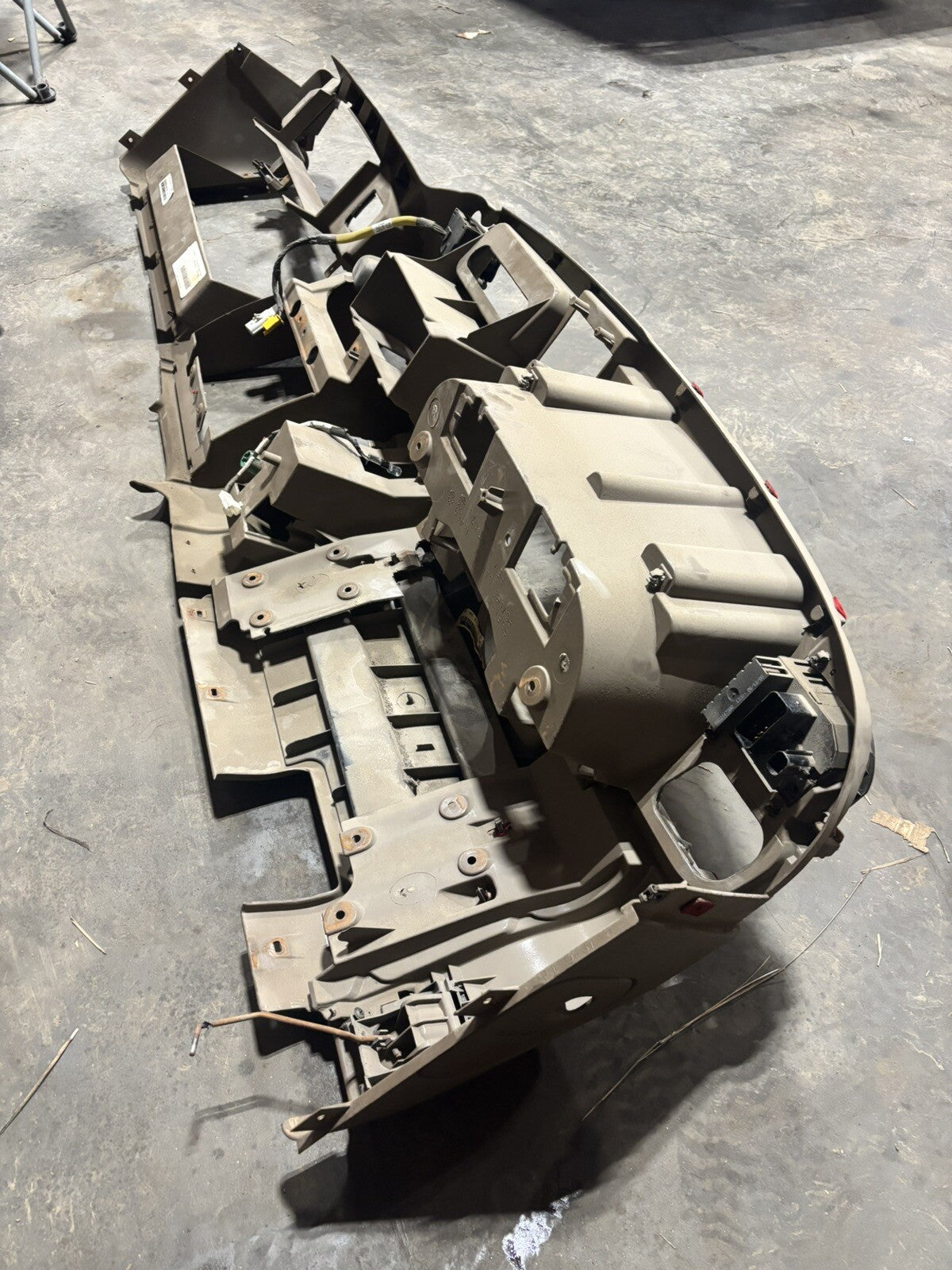 OEM 1999 - 2002 DODGE RAM CUMMINS DASH CORE STRUCTURE TAN BROWN DASHBOARD