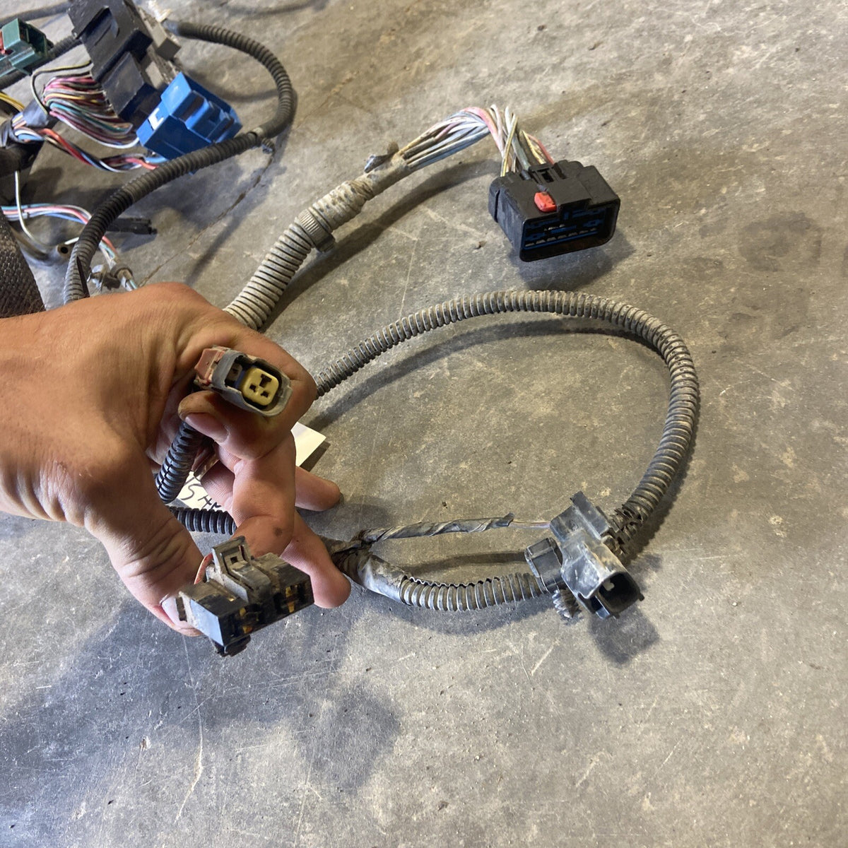 2001 DODGE RAM 2500 3500 CUMMINS ENGINE BAY WIRING HARNESS 56045945AE