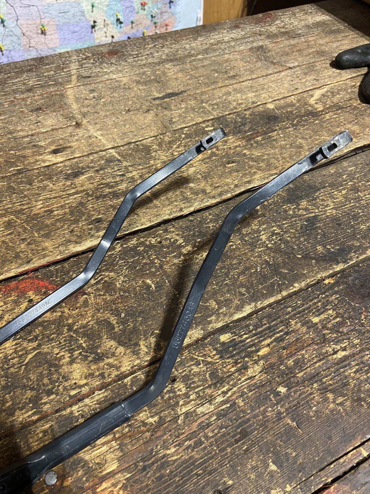 2010 - 2012 DODGE RAM 2500 3500 WIPER ARMS SET PAIR 55277449AC 55277450AB