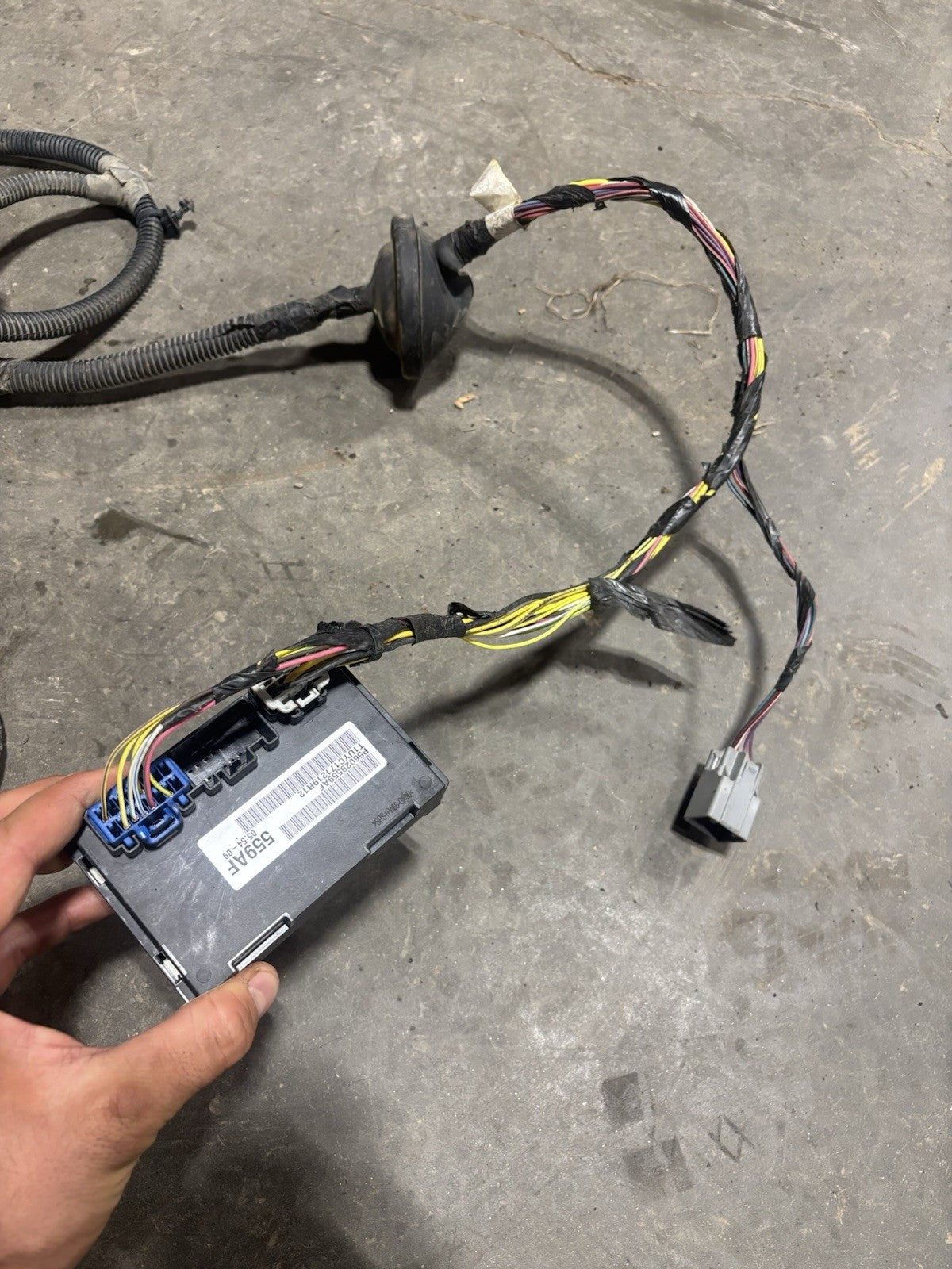 2012 RAM 2500 3500 CUMMINS UNDERHOOD DASH WIRING HARNESS TCASE MODULE 68155384AA