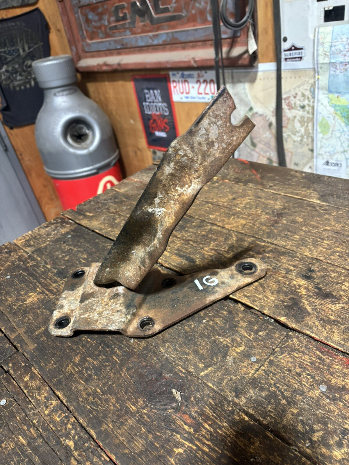 OEM 1ST GEN DODGE 1989 -1993 RAM 150 250 350 4X4 STEERING BOX BRACKET BRACE