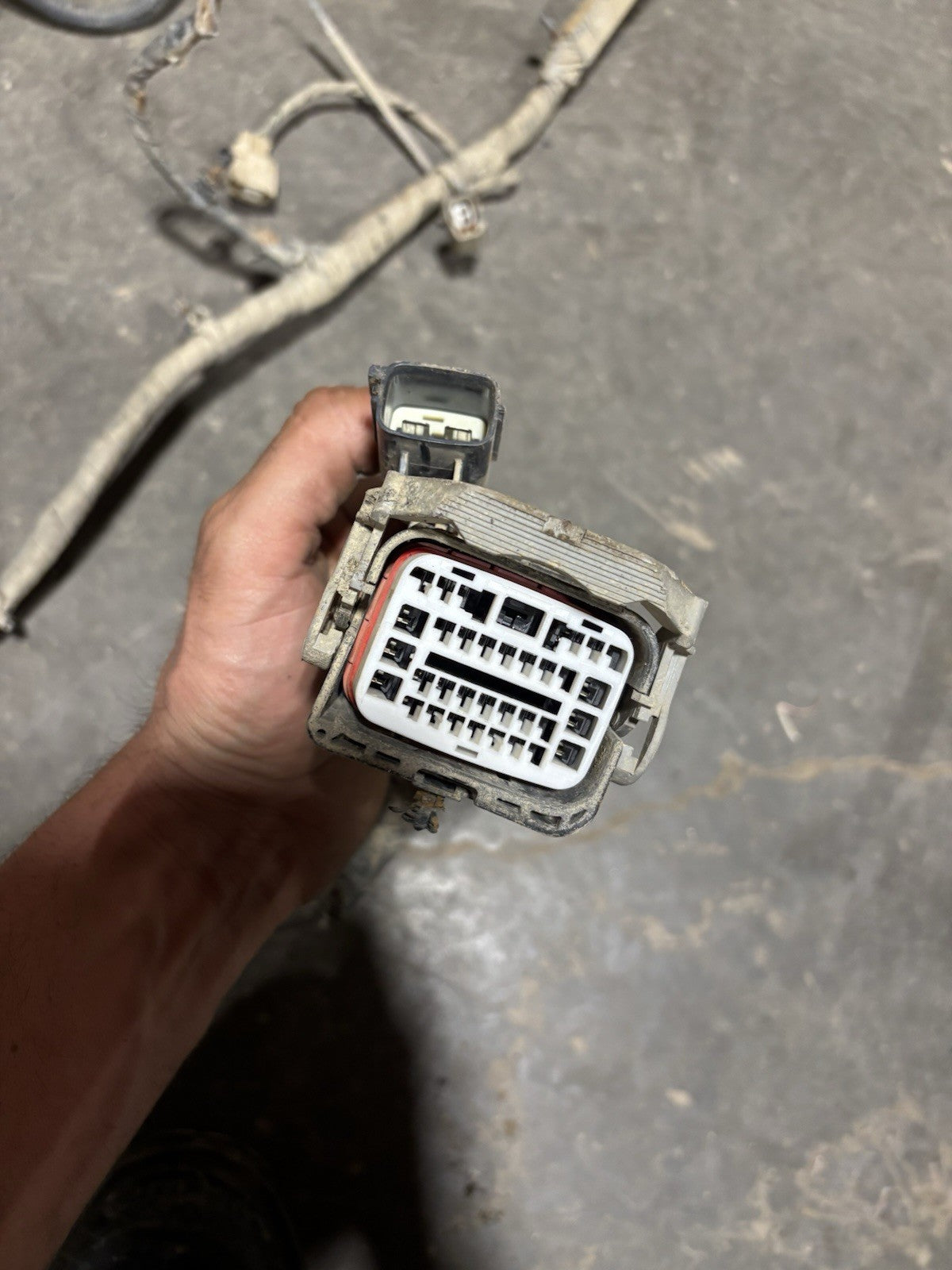 2012 DODGE RAM 3500 4DOOR LONGBOX FRAME CHASSIS WIRING HARNESS