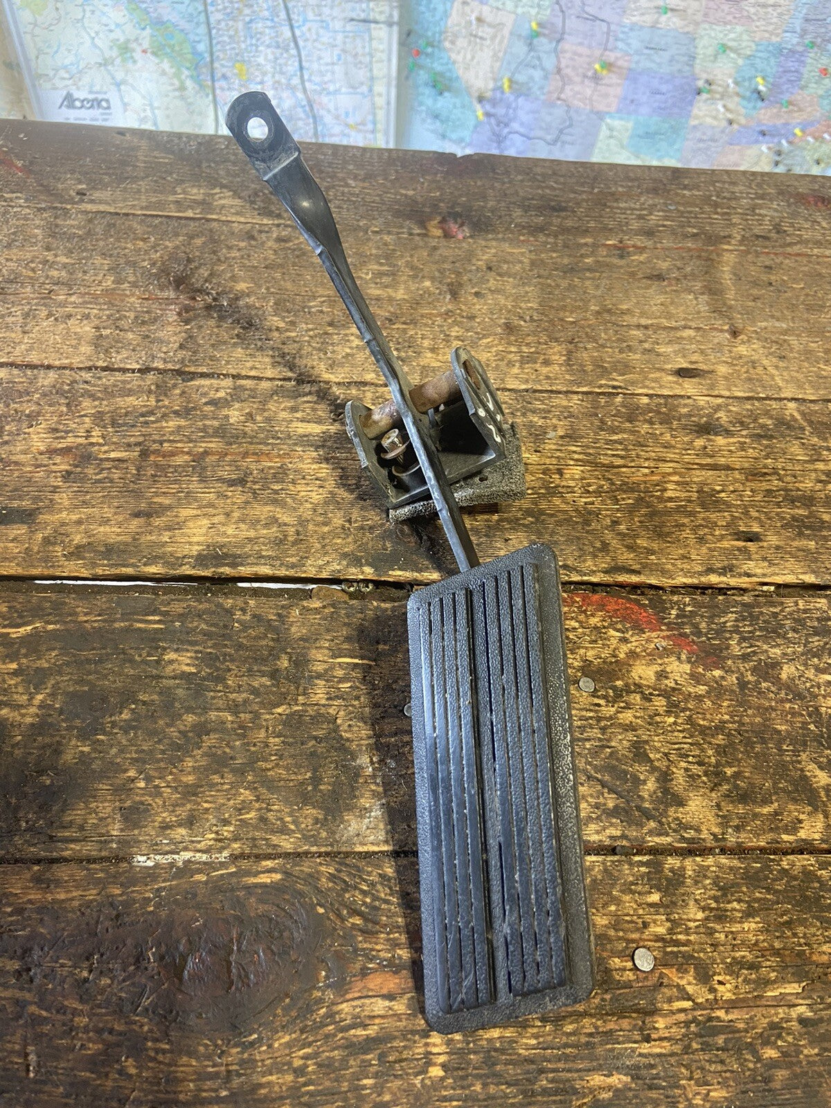 GAS ACCELERATOR PEDAL 1989-1991 DODGE RAM 1ST GEN CUMMINS 150 250 350 3870691