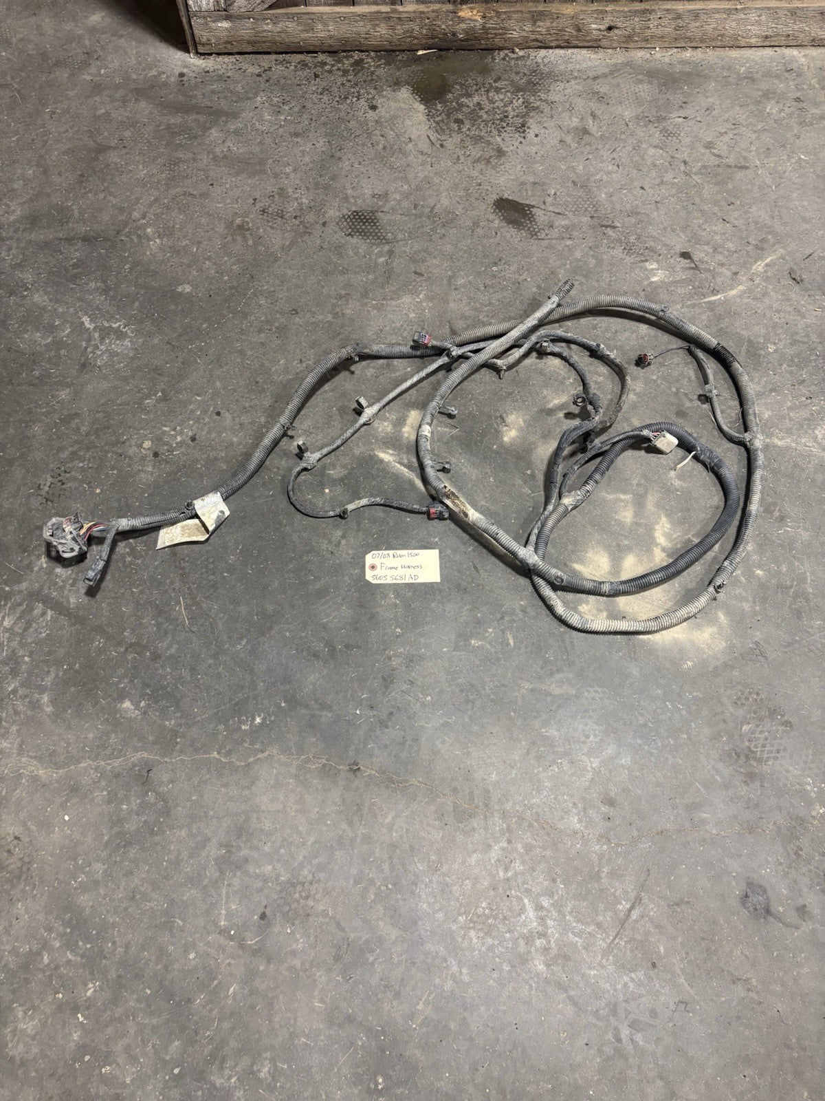 2007 2008 DODGE RAM 1500 CHASSIS FRAME HARNESS 56055681ad 4dr Shortbox
