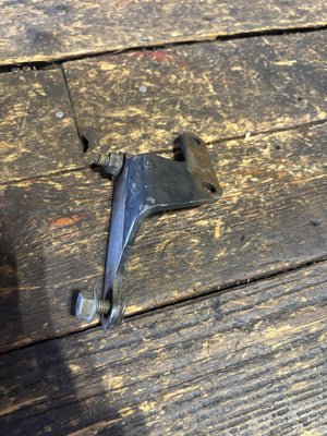 1989 - 1993 1st Gen DODGE RAM 3918947 CUMMINS THROTTLE LINKAGE BRACKET