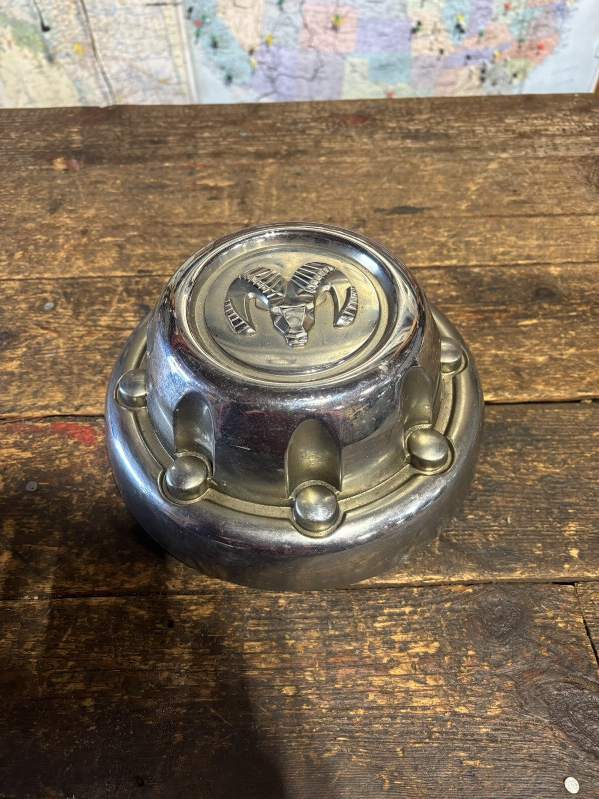 1994 - 1999 DODGE RAM 2500 WHEEL CENTER HUB CAP COVER 52039264