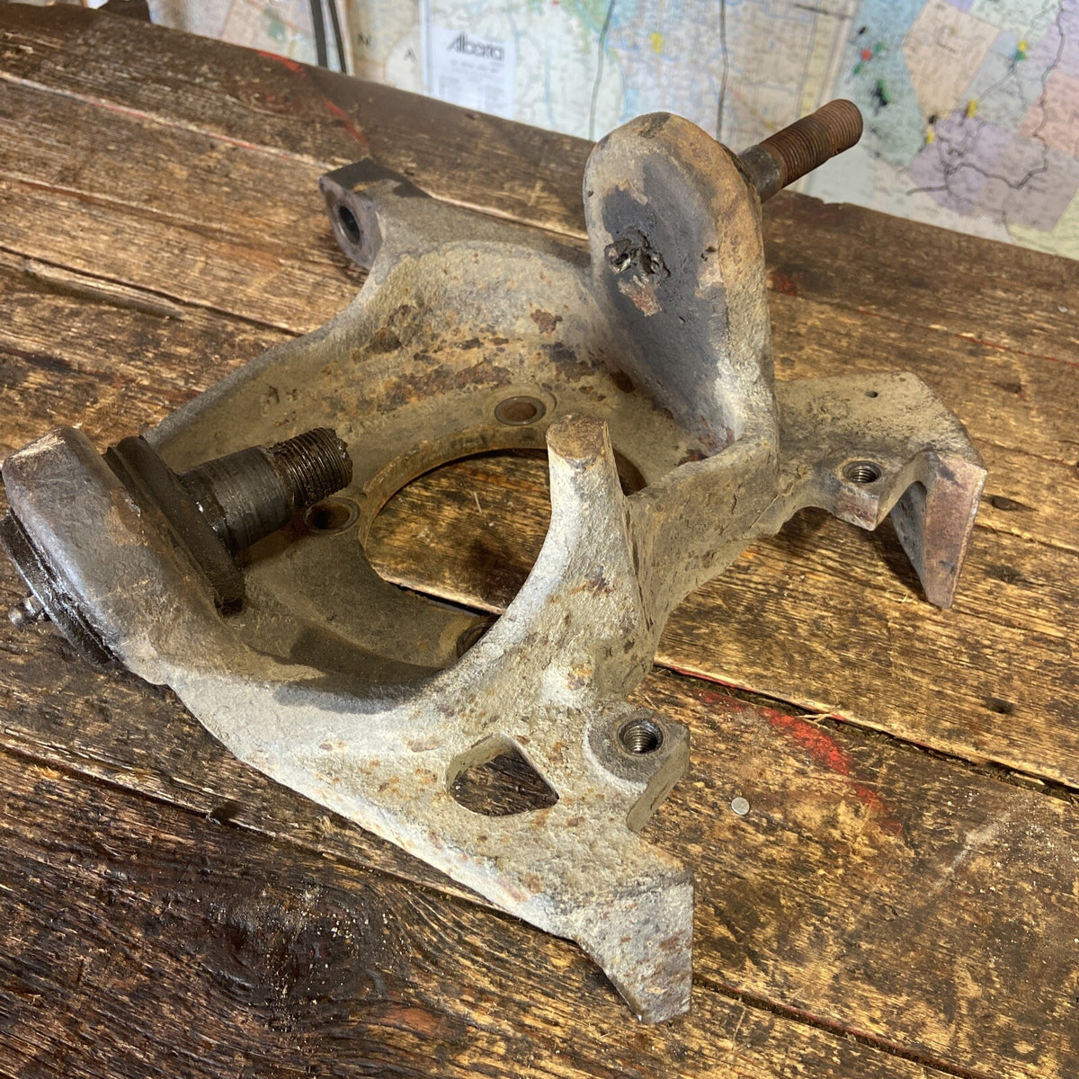 PASSENGER SIDE STEERING KNUCKLE DANA 60 94-98 DODGE RAM 2500/3500 TRUCKS D60