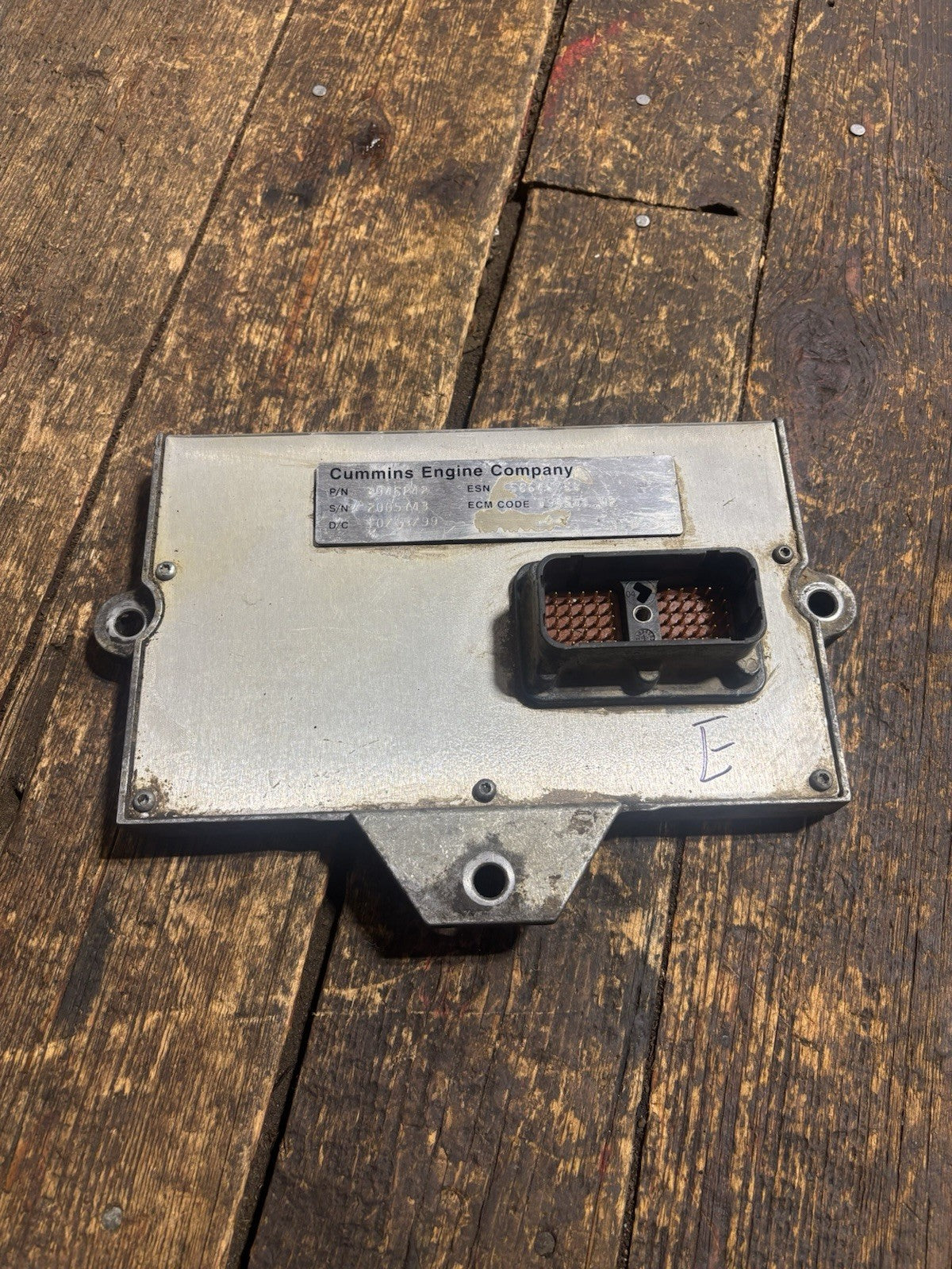 Early 2000 DODGE RAM 2500 3500 5.9L CUMMINS MANUAL ECM 3946242 ENGINE COMPUTER