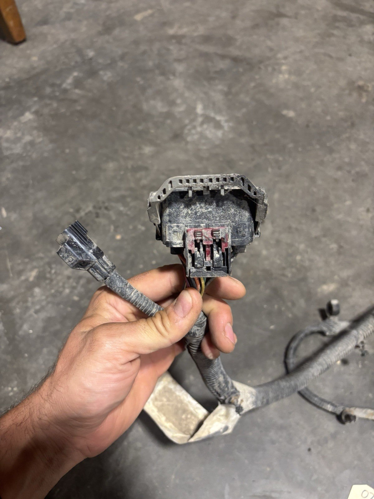 2007 2008 DODGE RAM 1500 CHASSIS FRAME HARNESS 56055681ad 4dr Shortbox