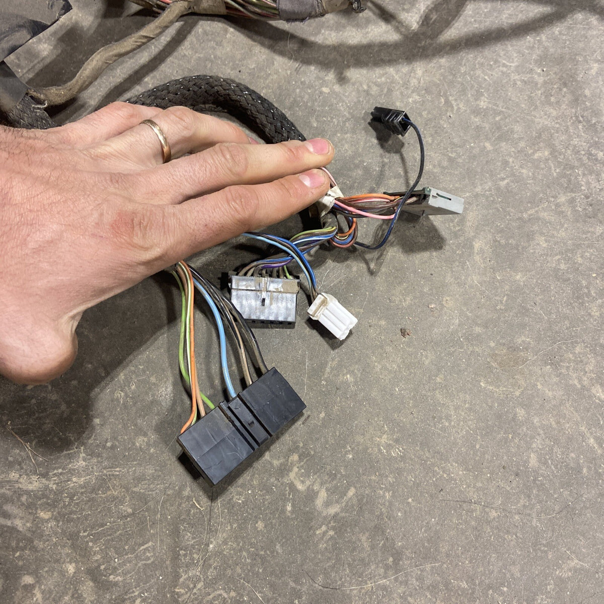 1998 DODGE RAM 2500 3500 12V/ 24V CUMMINS MANUAL DASH HARNESS 56020481AC