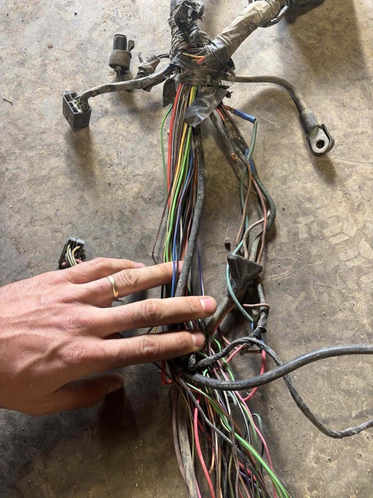 1991 .5 DODGE RAM 250 350 Intercooled CUMMINS ENGINE BAY WIRING HARNESS 56017330