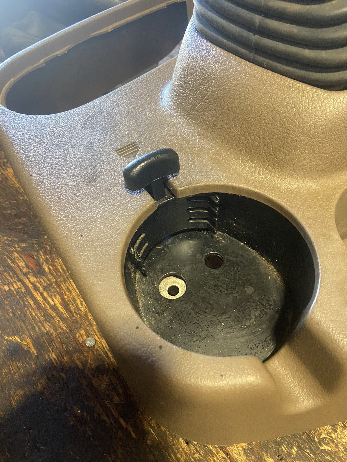 1998-2002 DODGE RAM 2500 3500 SHIFTER SURROUND CONSOLE CUPHOLDER BOOTS TAN