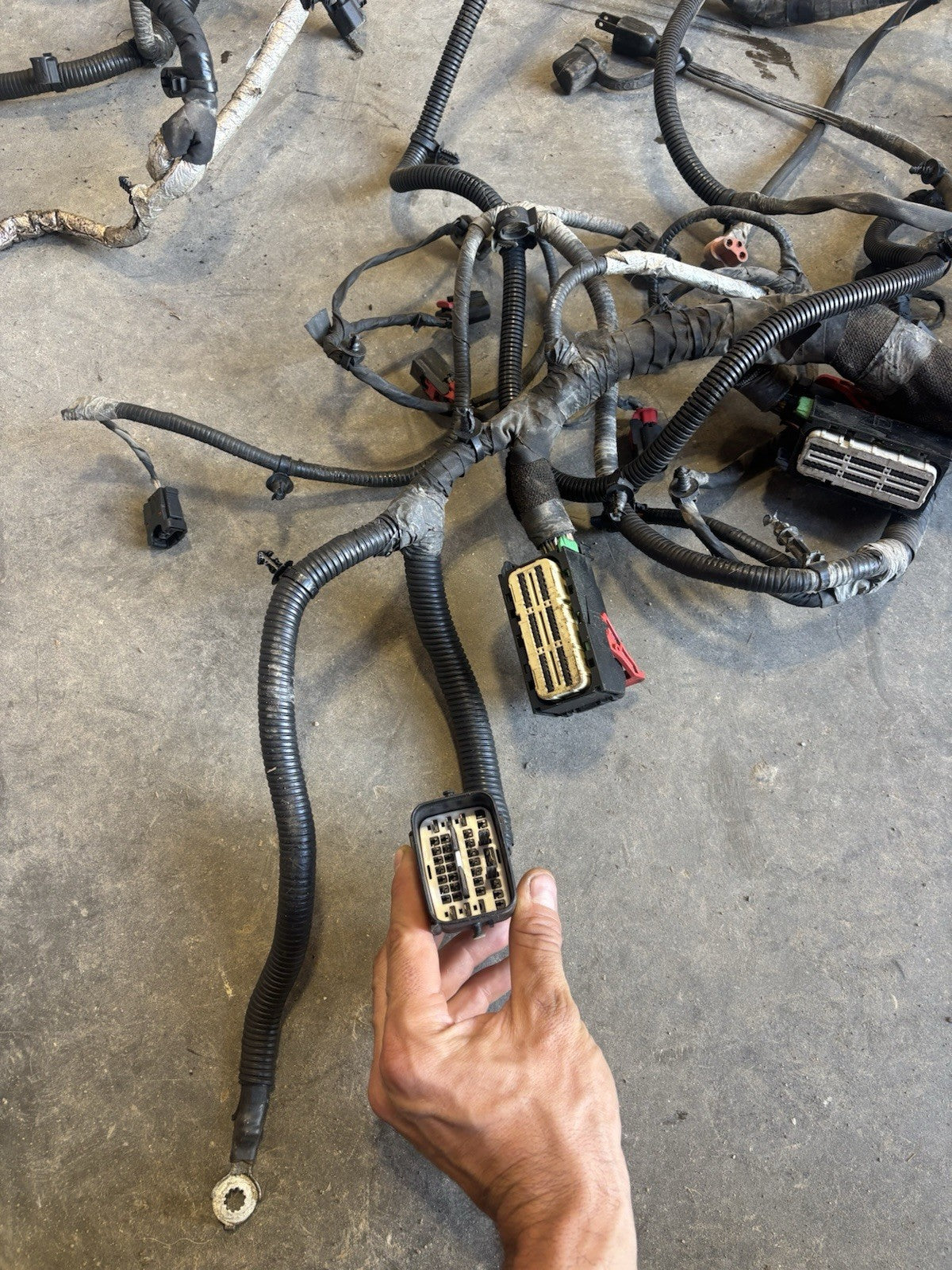 2012 RAM 1500 2500 5.7L HEMI FULL ENGINE WIRING HARNESS