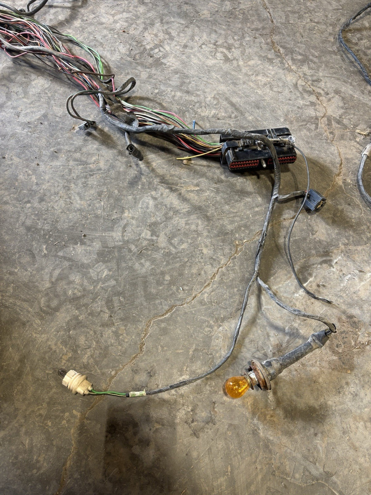 1991 .5 DODGE RAM 250 350 Intercooled CUMMINS ENGINE BAY WIRING HARNESS 56017330