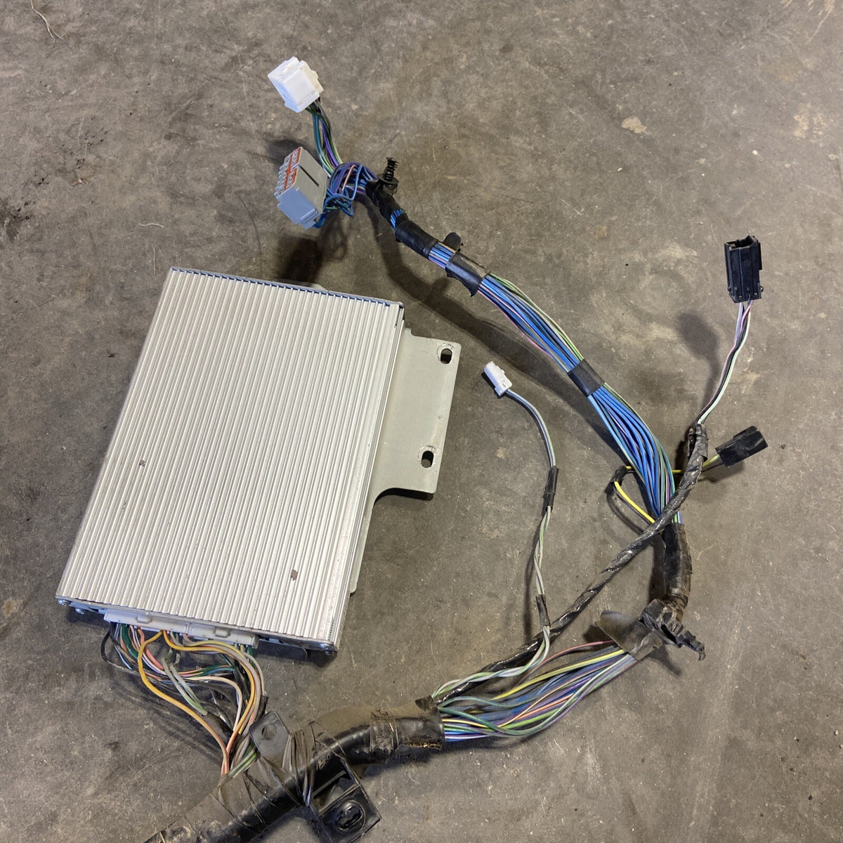 2005 DODGE RAM 2500 3500 CUMMINS AUTOMATIC HEATED SEATS DASH HARNESS 56051215AB 