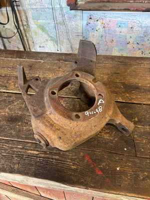 PASSENGER SIDE STEERING KNUCKLE DANA 60 94-98 DODGE RAM 2500/3500 TRUCKS D60