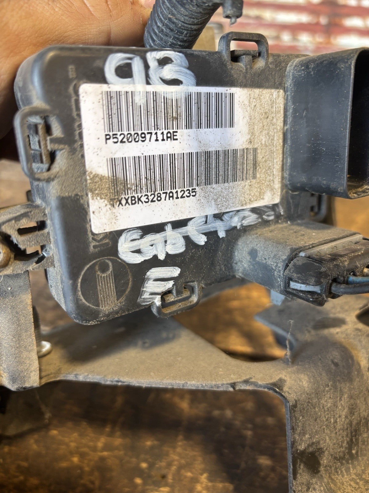 1998 DODGE RAM 3500 4x4 CUMMINS ABS BRAKE MODULE 52009711ae