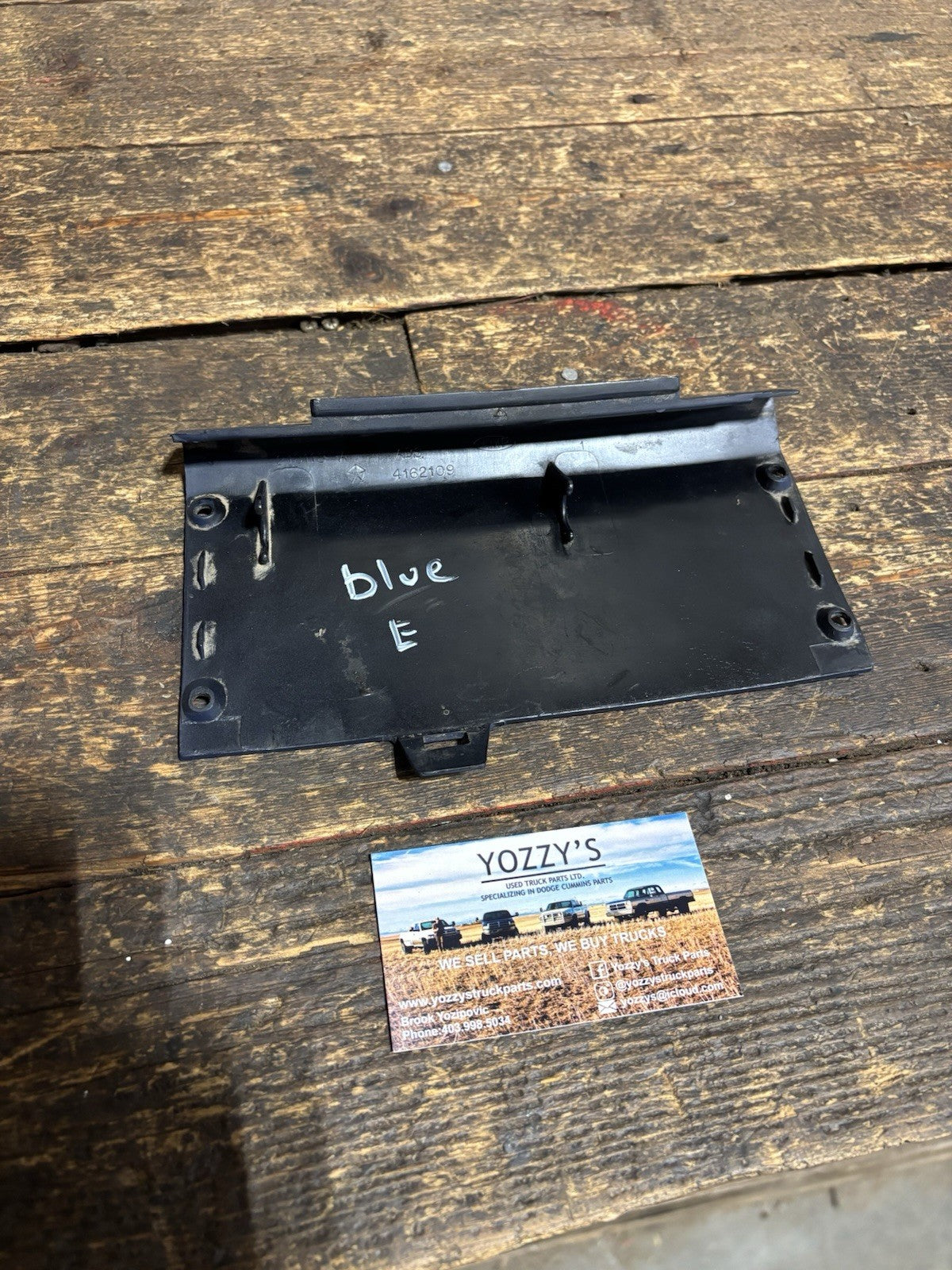 OEM MINT 1981 - 1993 1ST GEN DODGE RAM FUSEBOX TRIM HOLDER DARK BLUE 4162109