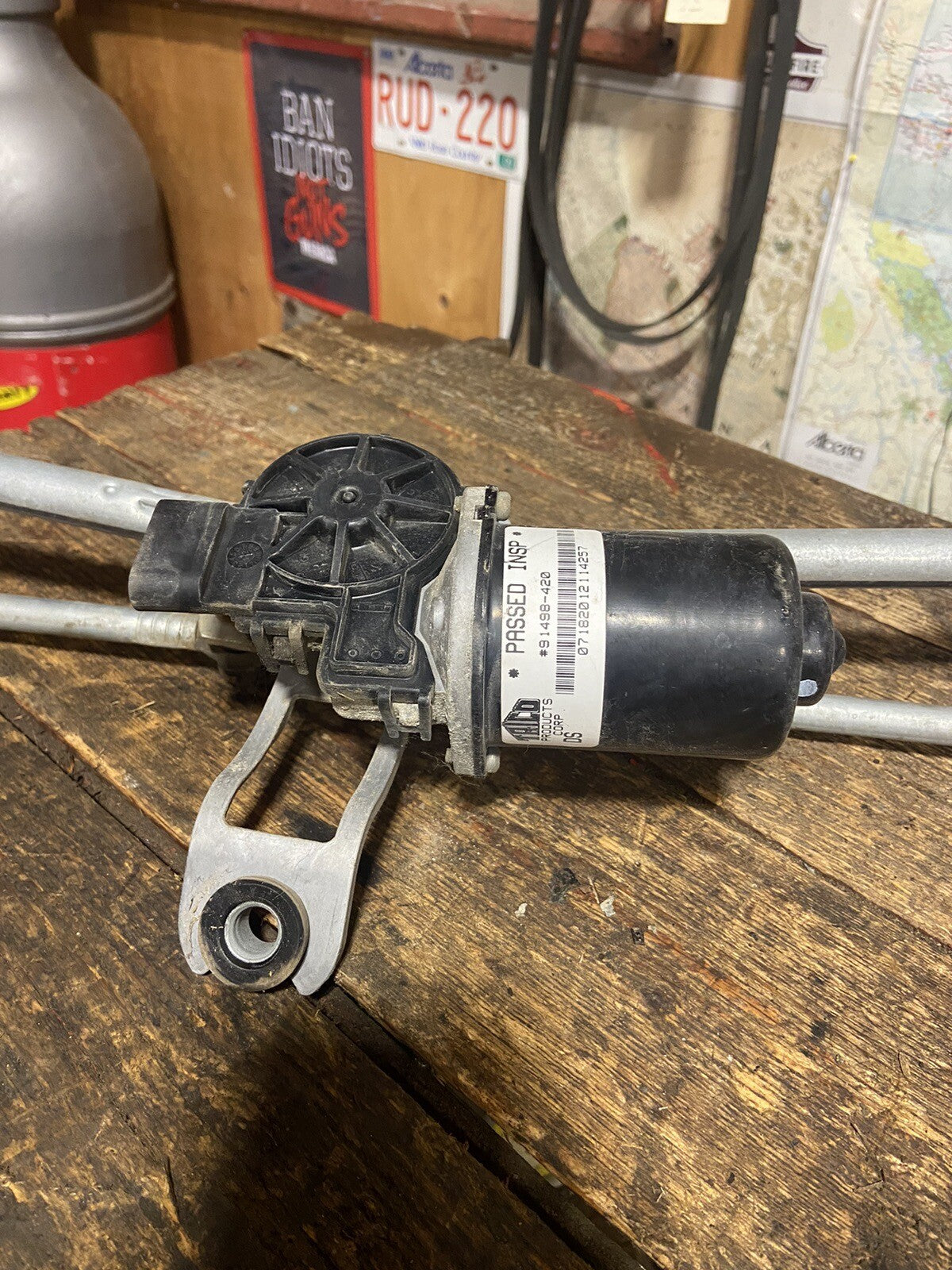 2010 - 2012 DODGE RAM 2500 3500 WIPER MOTOR &amp; LINKAGE ARMS ASSEMBLY 55372141AF