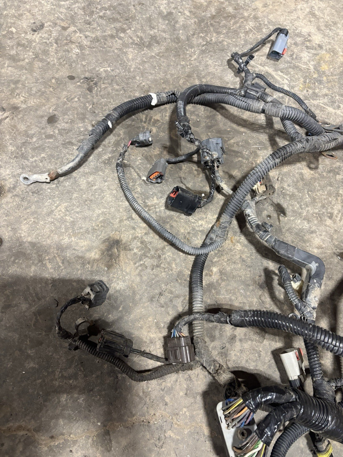 2007 .5 DODGE RAM 6.7L AUTOMATIC COMPLETE ENGINE HARNESS PN 4946123 4945369