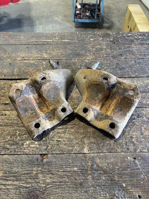 1989-1993 DODGE RAM 250 350 CUMMINS REAR LEAFSPRING SADDLE UBOLT / SHOCK MOUNTS