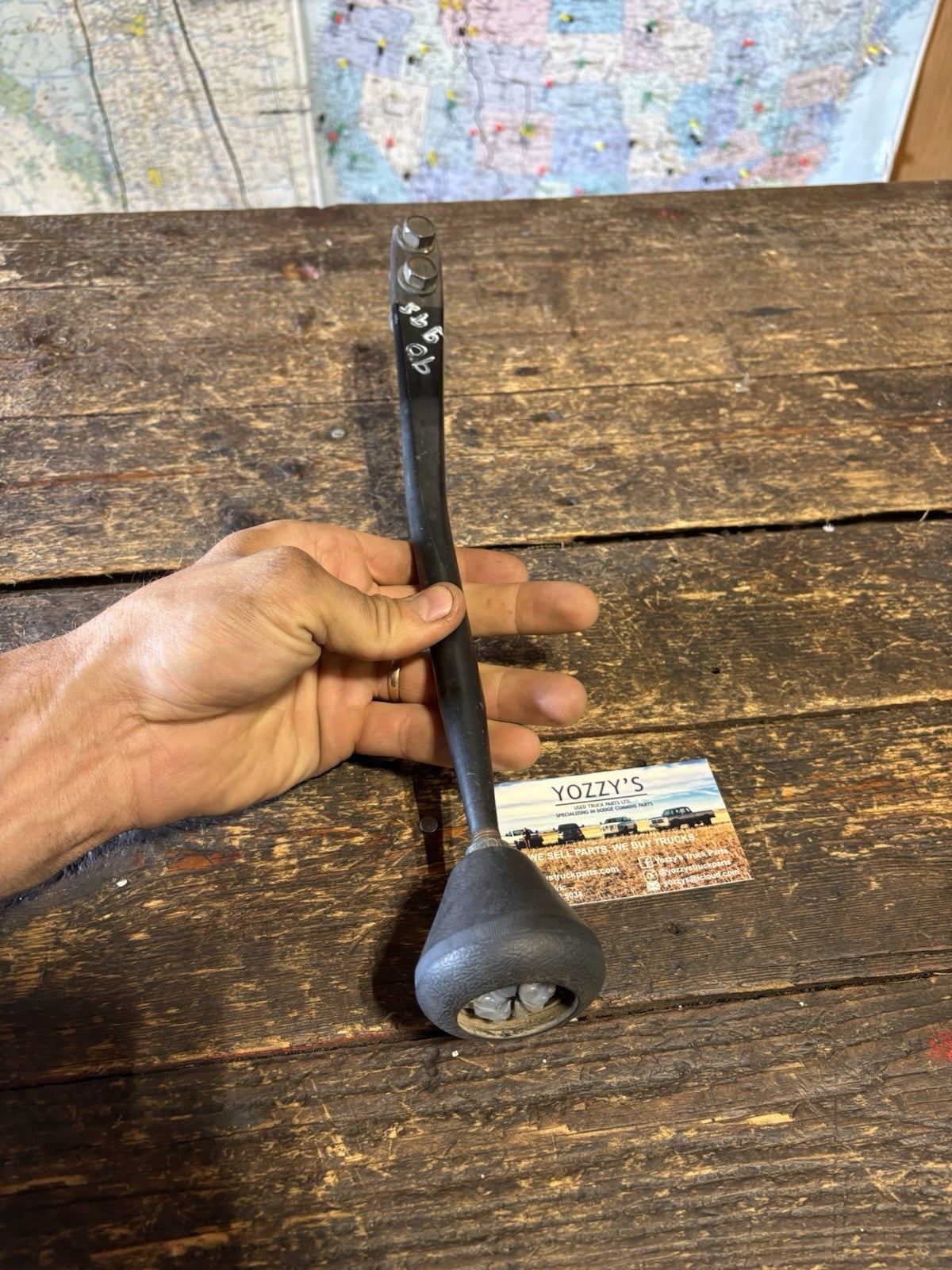 1981-1993 1ST GEN DODGE RAM GAS 4X4 SHIFTER WITH KNOB