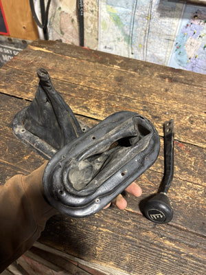 1989-1993 1ST GEN DODGE RAM CUMMINS 4X4 SHIFTER BOOT SET