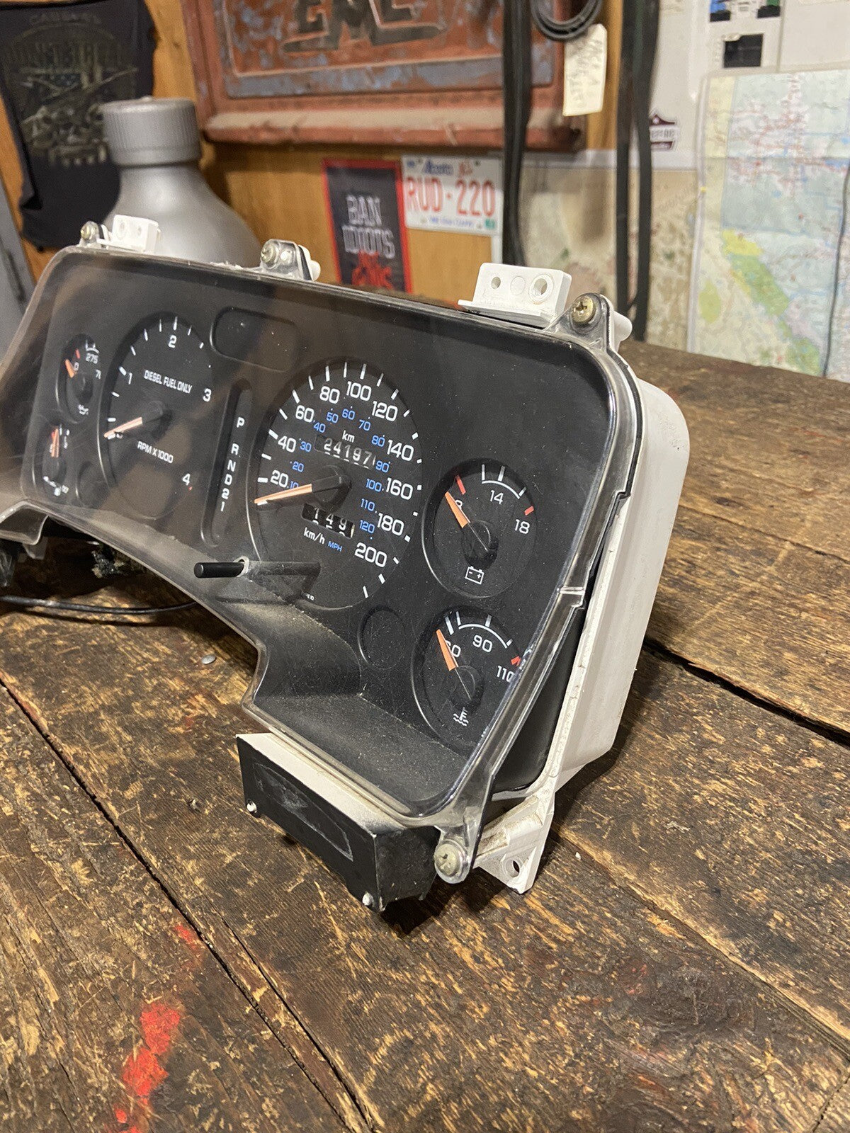 1994 - 1997 DODGE RAM 2500 3500 CUMMINS INSTRUMENT GAUGE CLUSTER 241KMS 56020114