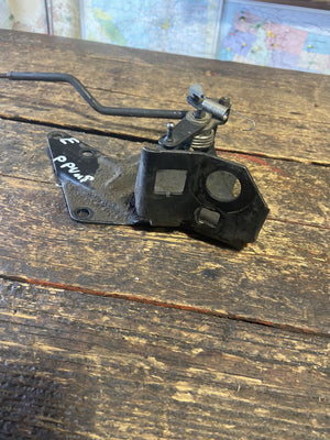1994 - 1998 DODGE RAM 12V PPUMP CUMMINS THROTTLE LINKAGE BRACKET  + ROD 3931559