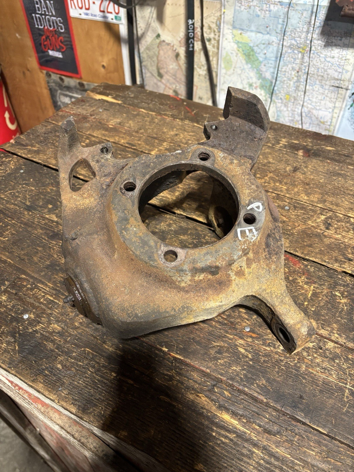 PASSENGER SIDE STEERING KNUCKLE DANA 60 94-98 DODGE RAM 2500/3500 TRUCKS D60