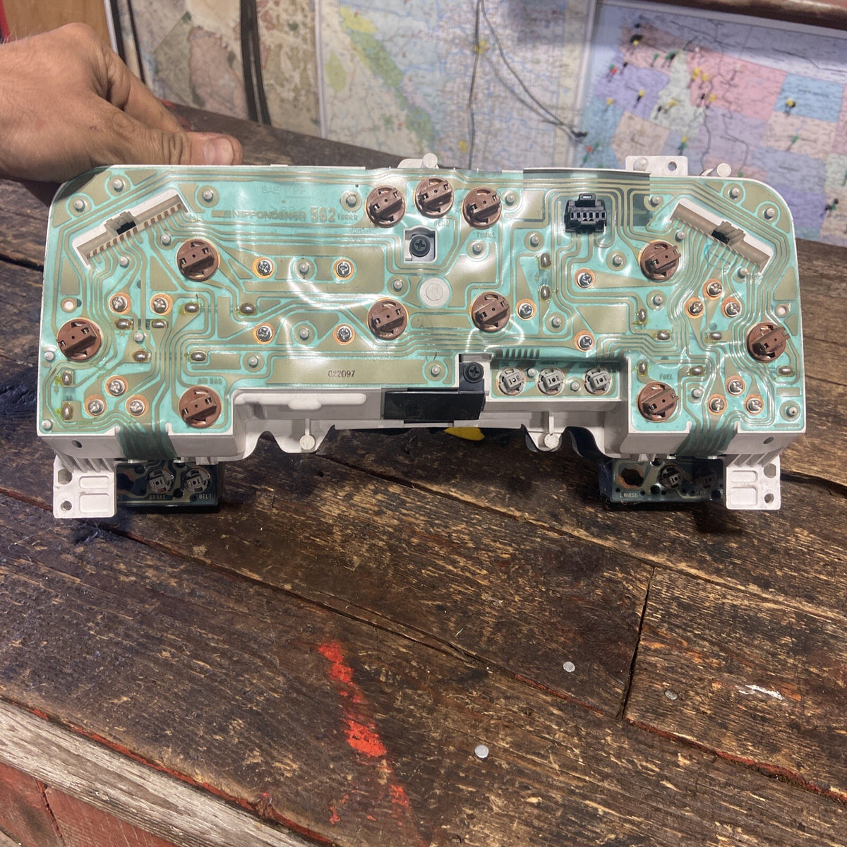 1994 - 1997 DODGE RAM 2500 3500 CUMMINS INSTRUMENT GAUGE CLUSTER 666KMS 56021725