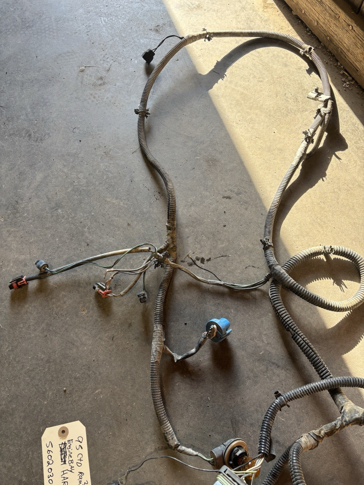 1995 DODGE RAM 2500 3500 CUMMINS ENGINE BAY WIRING HARNESS 56020304