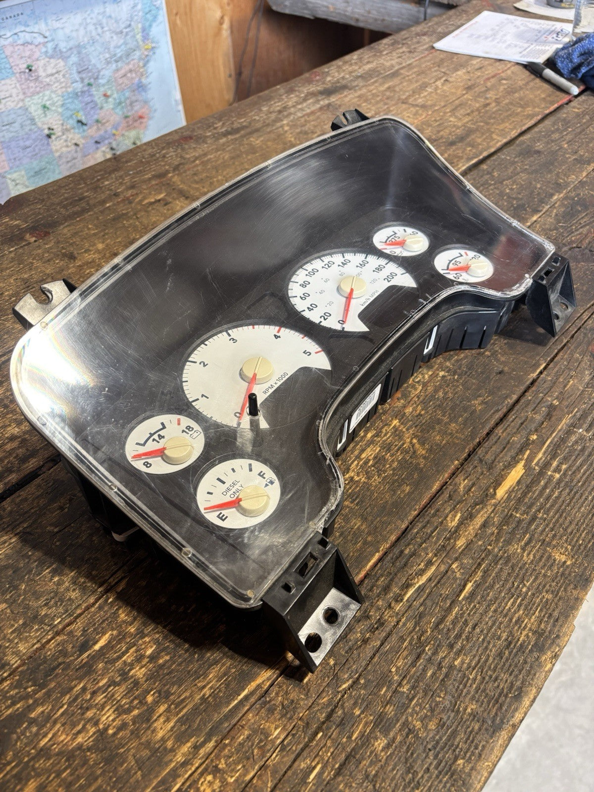 2006 2007 DODGE RAM  5.9L CUMMINS MANUAL GAUGE CLUSTER 175km P05172051Ae