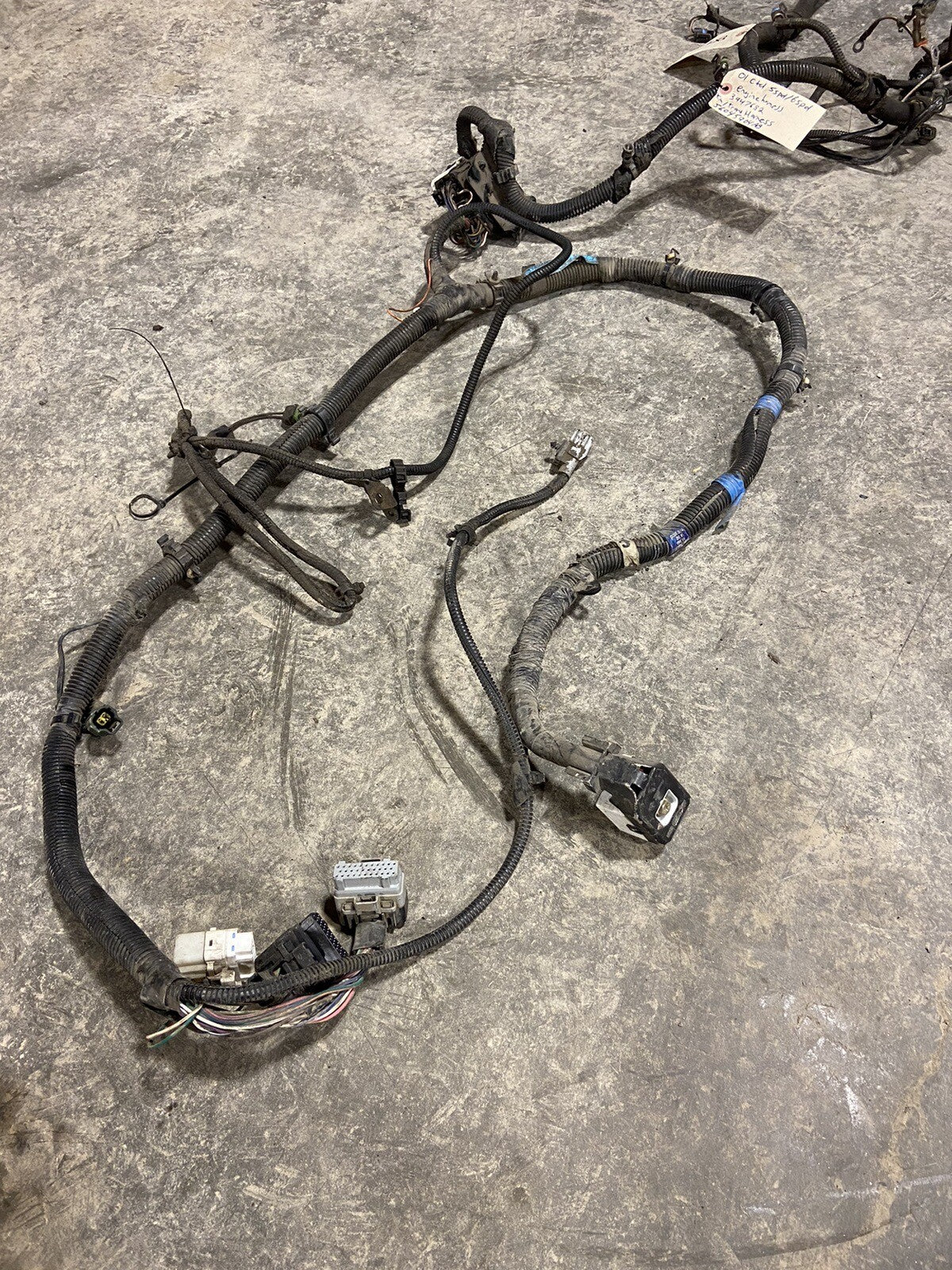2001 DODGE RAM 2500 3500 CUMMINS ENGINE +PCM-STD TRANS HARNESS 3947682, 56045904