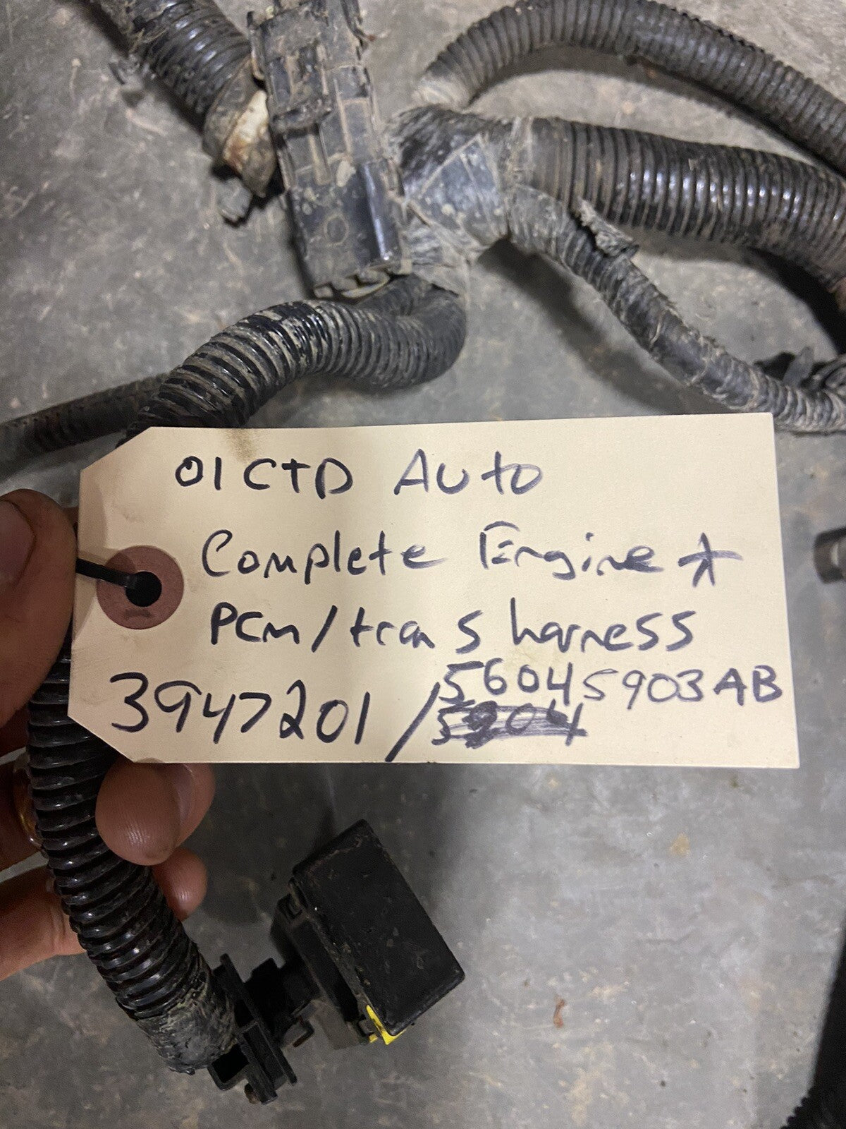 2001 DODGE RAM 24V CUMMINS AUTOMATIC COMPLETE ENGINE PCM / TRANS HARNESS 3947201
