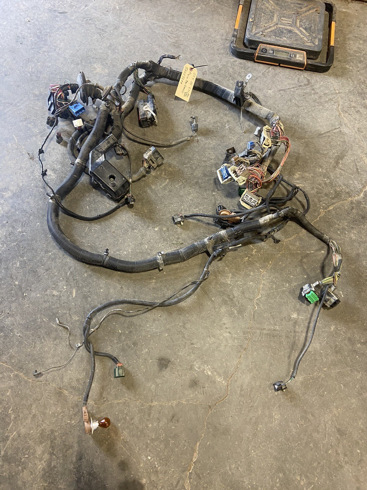2007 .5 2008 DODGE RAM 2500 3500 6.7L CUMMINS AUTO ENGINE BAY HARNESS 56055299