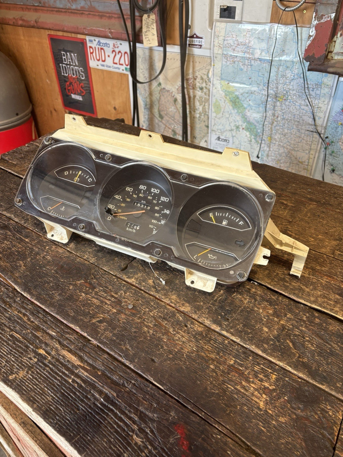 1987 1988 1989 DODGE RAM 150 250 INSTRUMENT GAUGE CLUSTER PN 4075149