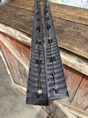 NICE 1998-2002 DODGE RAM 2500 3500 SET OF DARK GREY FLOOR TRIM FOR EXTENDED CAB