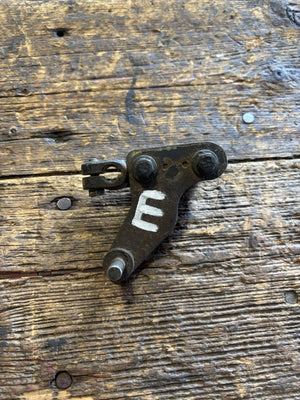 1994 - 1998 DODGE RAM CUMMINS 5.9L 12V BOSCH PPUMP FUEL THROTTLE LEVER BRACKET