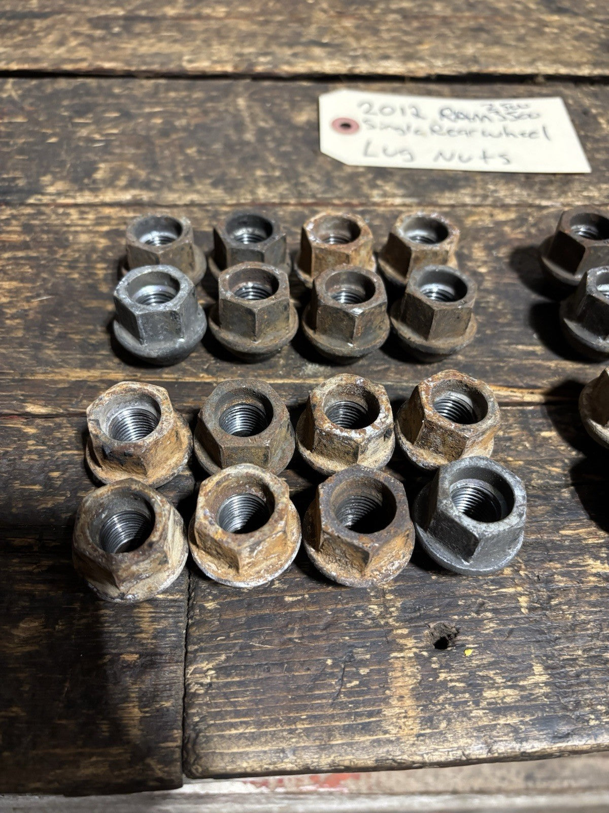 OEM SET OF 32 2012 DODGE RAM 2500 3500 SINGLE REAR WHEEL LUG NUTS