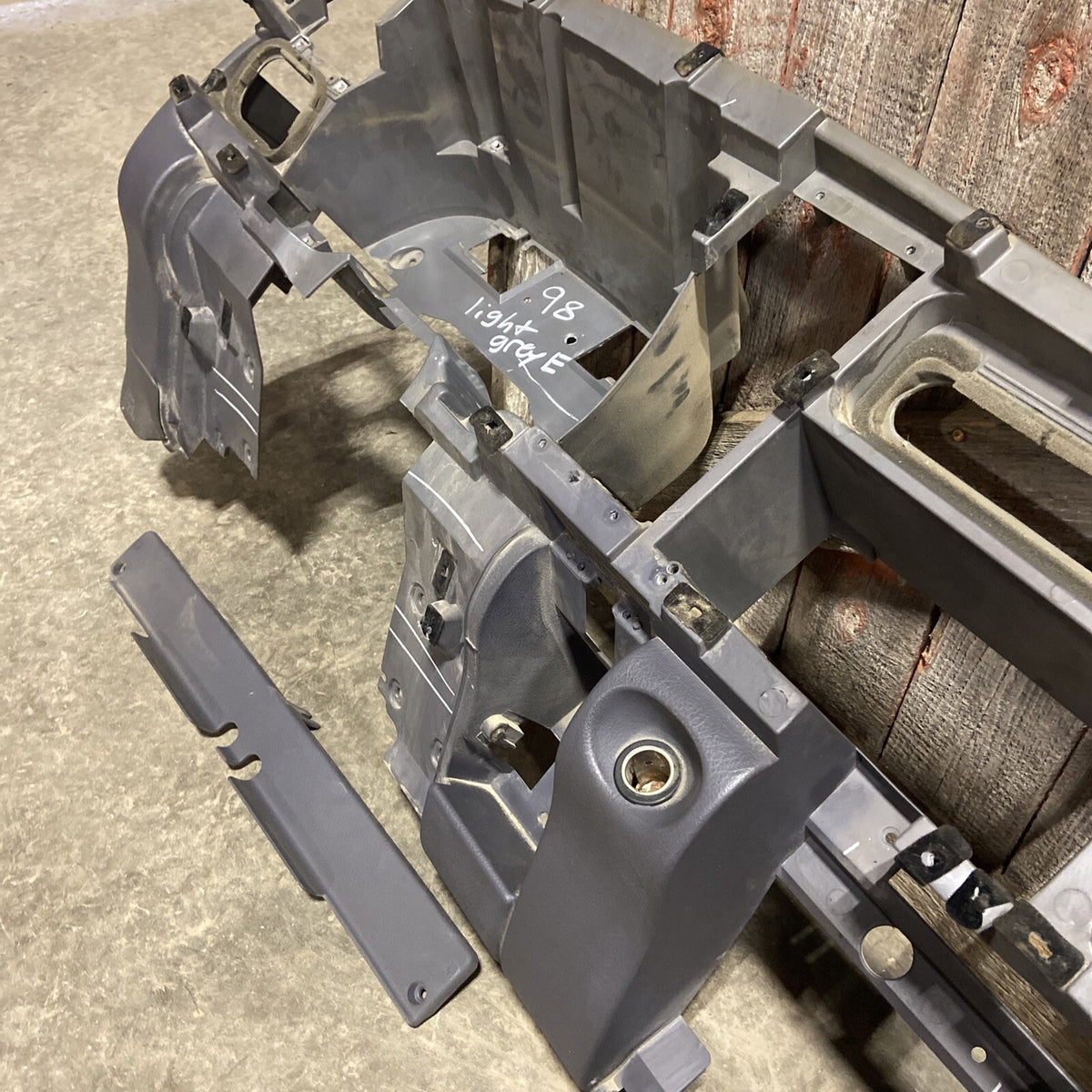 OEM 1998 DODGE RAM CUMMINS DASH CORE STRUCTURE LIGHT MIST GREY DASHBOARD