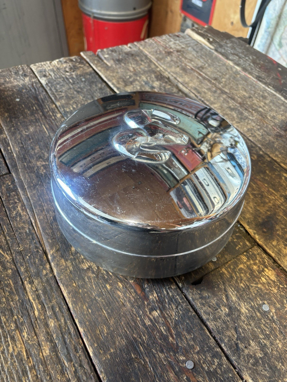 2003 - 2012 DODGE RAM 3500 DUALLY REAR HUB CENTER CAP 52106877
