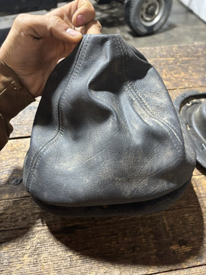 1994-1997 DODGE RAM 2500 3500 CUMMINS 2WD MANUAL TRANSMISSION SHIFTER BOOT SET