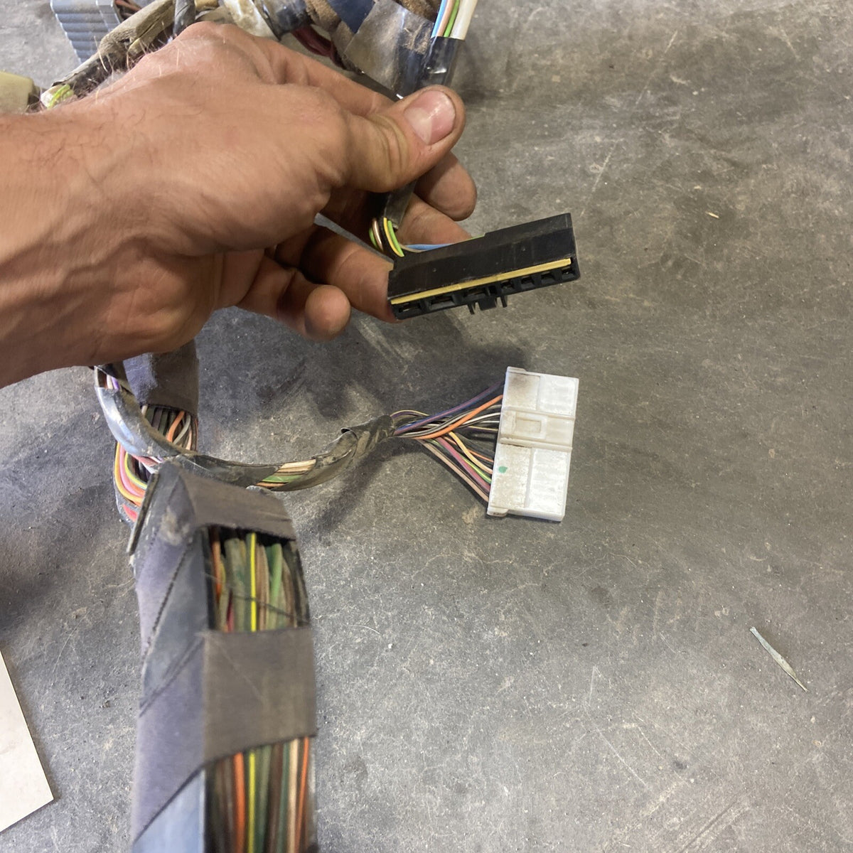 1997 DODGE RAM 2500 3500 CUMMINS MANUAL DASH BASE MODEL WIRING HARNESS 56021700