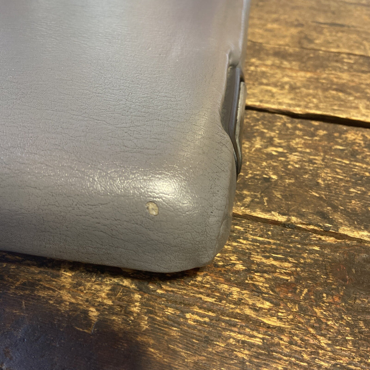 1998-2002 DODGE RAM 1500 2500 3500 LIGHT GREY MIDDLE SEAT CONSOLE LID 19X15