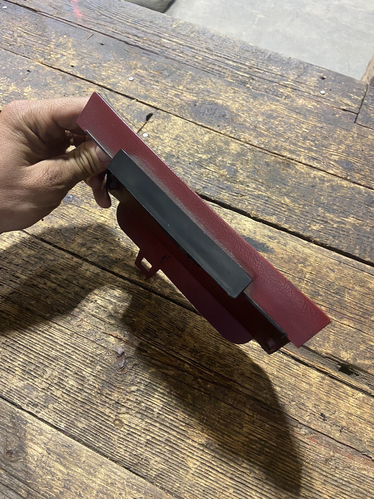 1989 - 1993 DODGE RAM 150 250 350 RED FUSEBOX HOLDER DASH TRIM 55025634