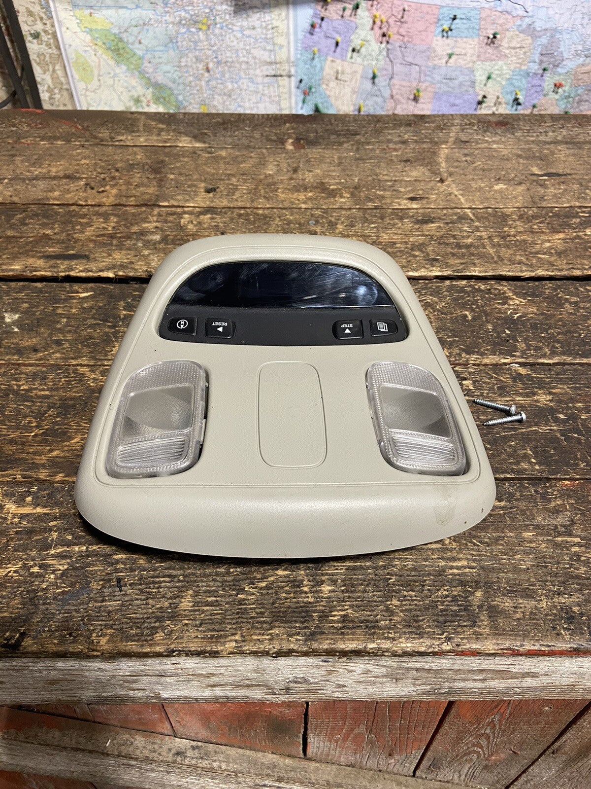 2007 2008 2009 DODGE RAM 2500 3500 OVERHEAD CONSOLE TEMP DISPLAY 56046037AB