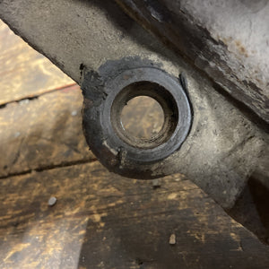 2010 -2012 DODGE RAM 2500 3500 CUMMINS / HEMI PASSENGER STEERING KNUCKLE SPINDLE