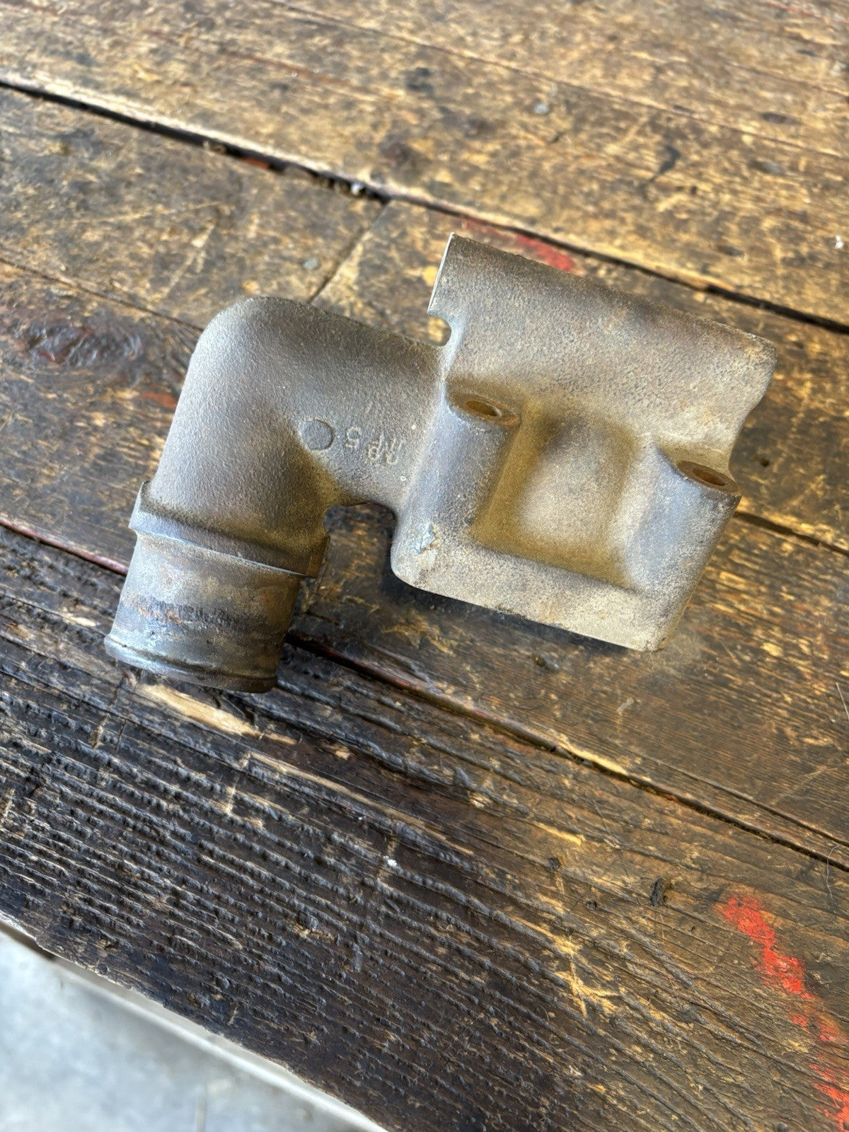 1991.5 - 1993 DODGE RAM 2500 3500 5.9L 12V CUMMINS THERMOSTAT HOUSING 3920353