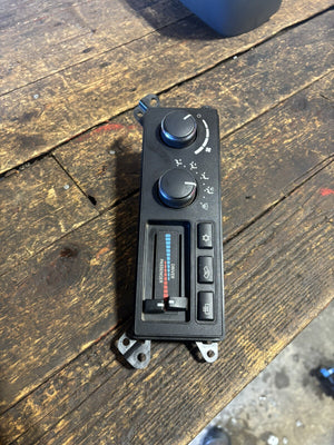 2006 - 2009 DODGE RAM LARAMIE DUAL CLIMATE HEATER AC CONTROL 55057080